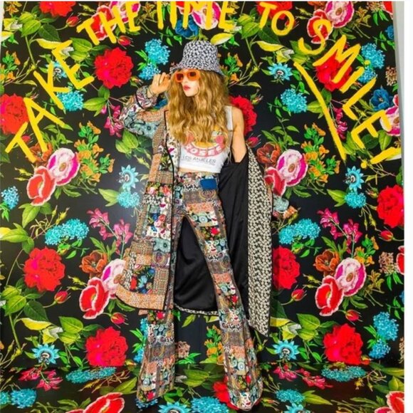 Alice + Olivia Beautiful Patchwork Mid Rise Denim Floral Flared Bell Jeans Sz 28 - Picture 4 of 15